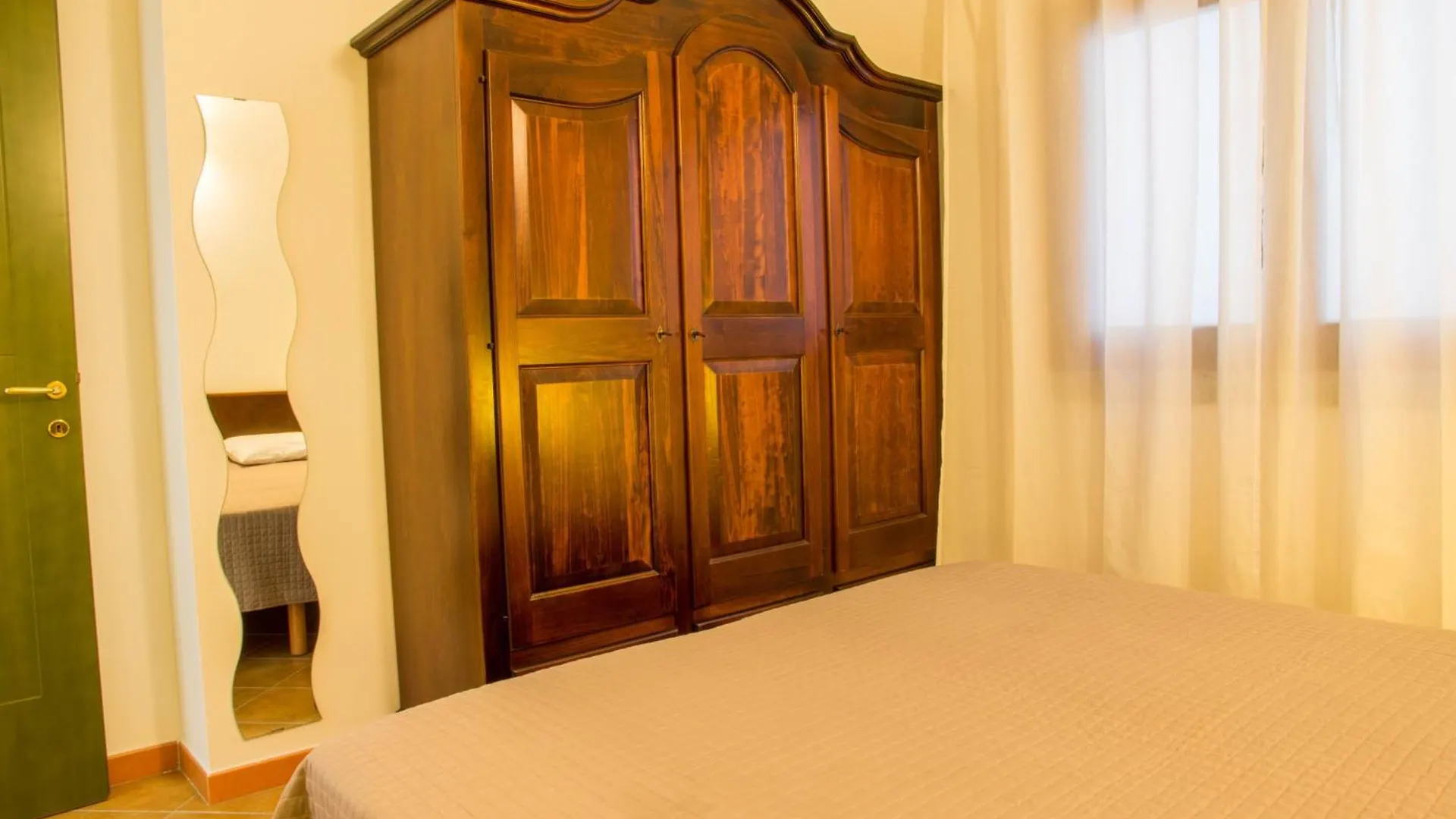 Gf Apartments Li Seddi Badesi